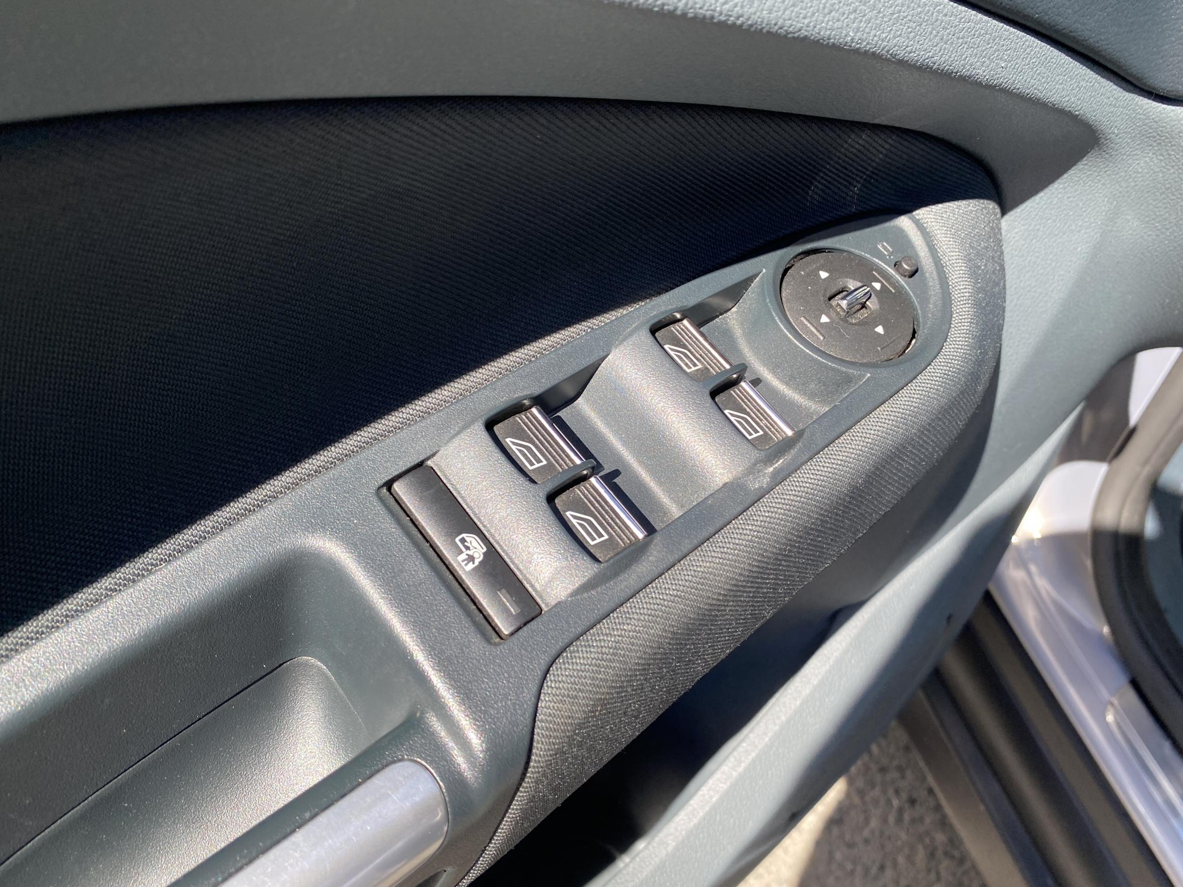 Ford C-MAX, 2013 - pohled č. 13