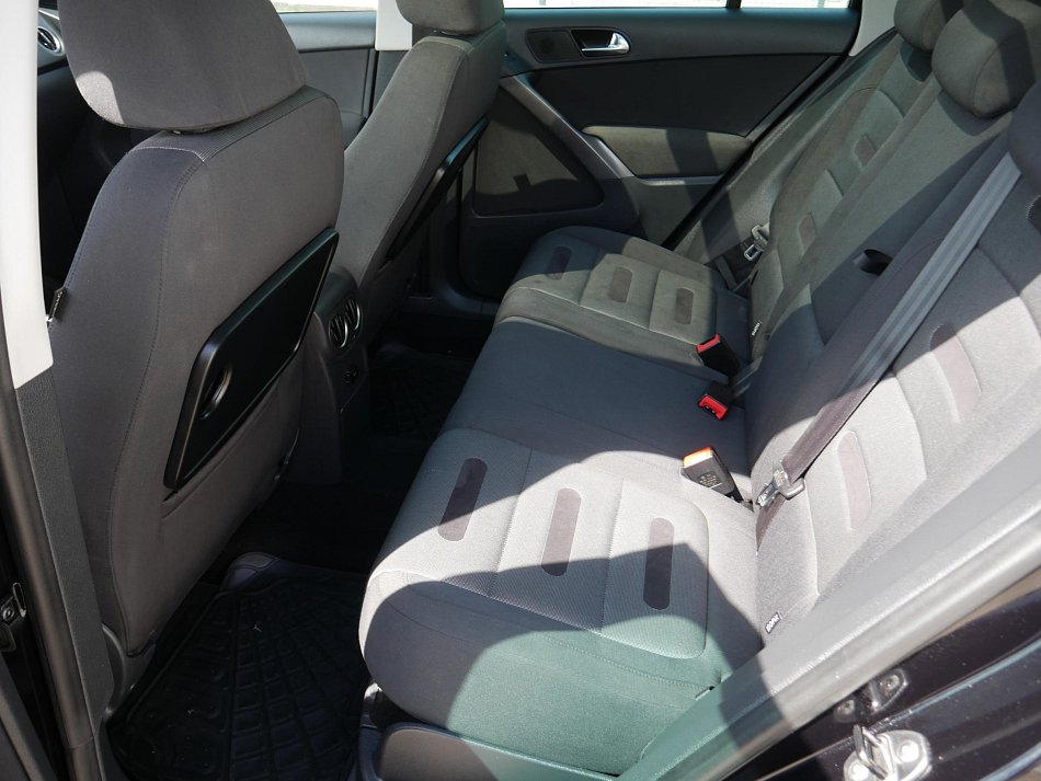 Volkswagen Tiguan 2.0TSi  4x4