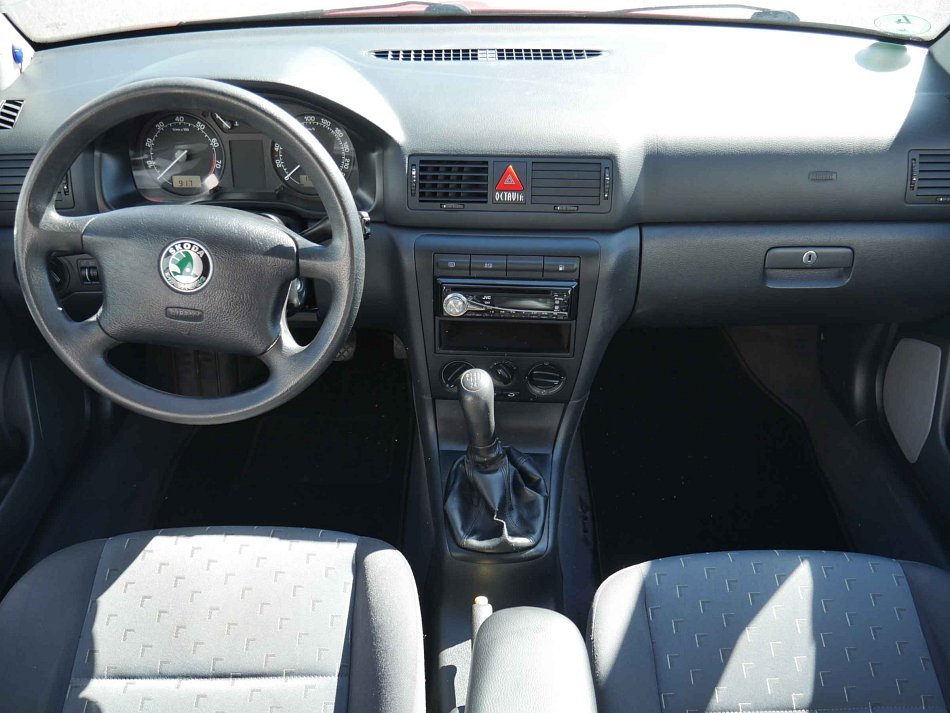 Škoda Octavia 1.6i 