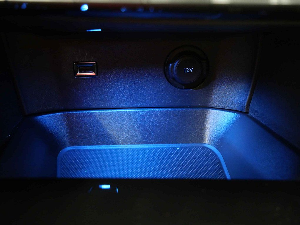 Peugeot 3008 1.2 PT 