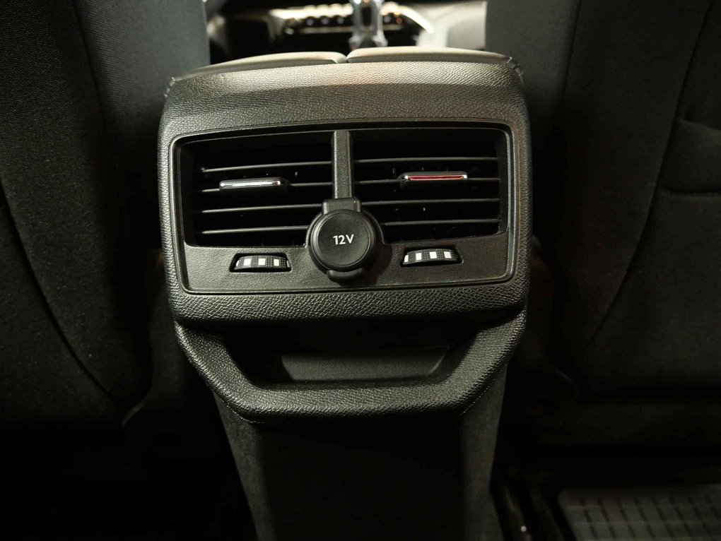 Peugeot 3008 1.2 PT 