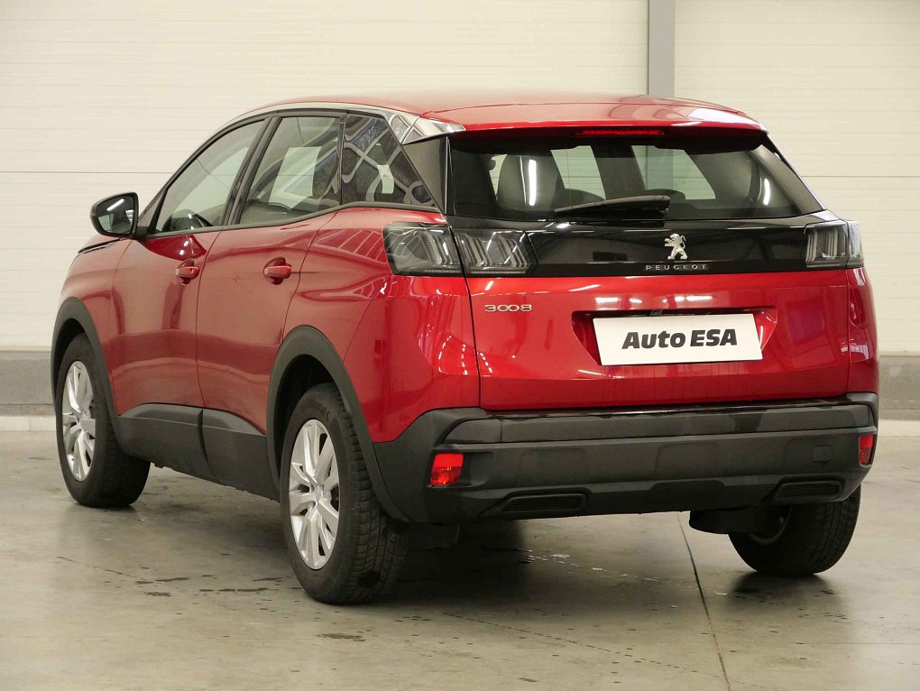Peugeot 3008 1.2 PT 