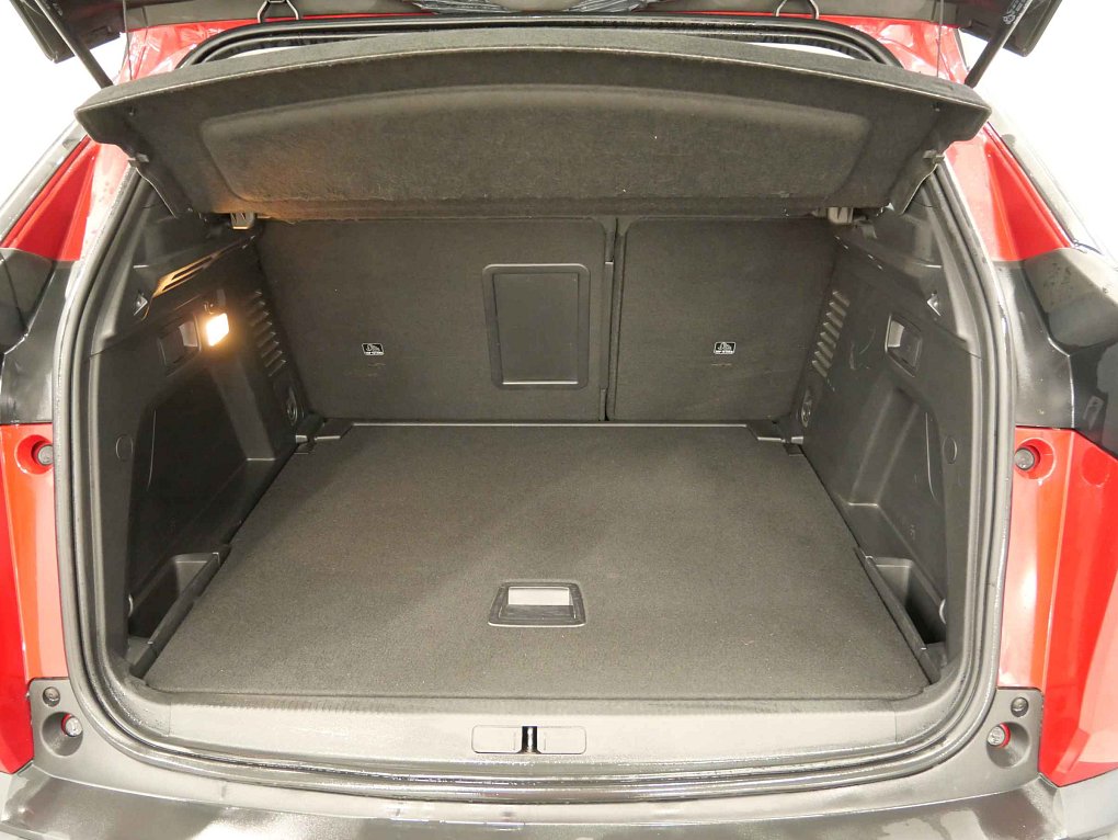 Peugeot 3008 1.2 PT 
