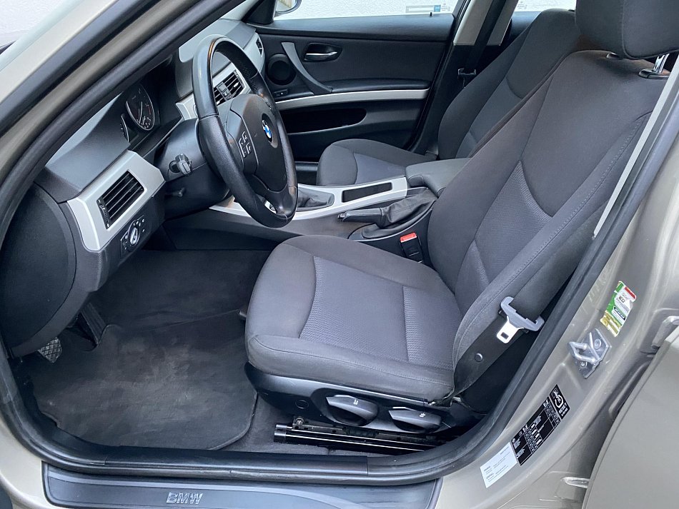 BMW Řada 3 2.0 D  318d