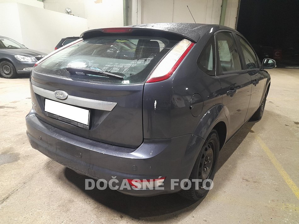 Ford Focus 1.6i 