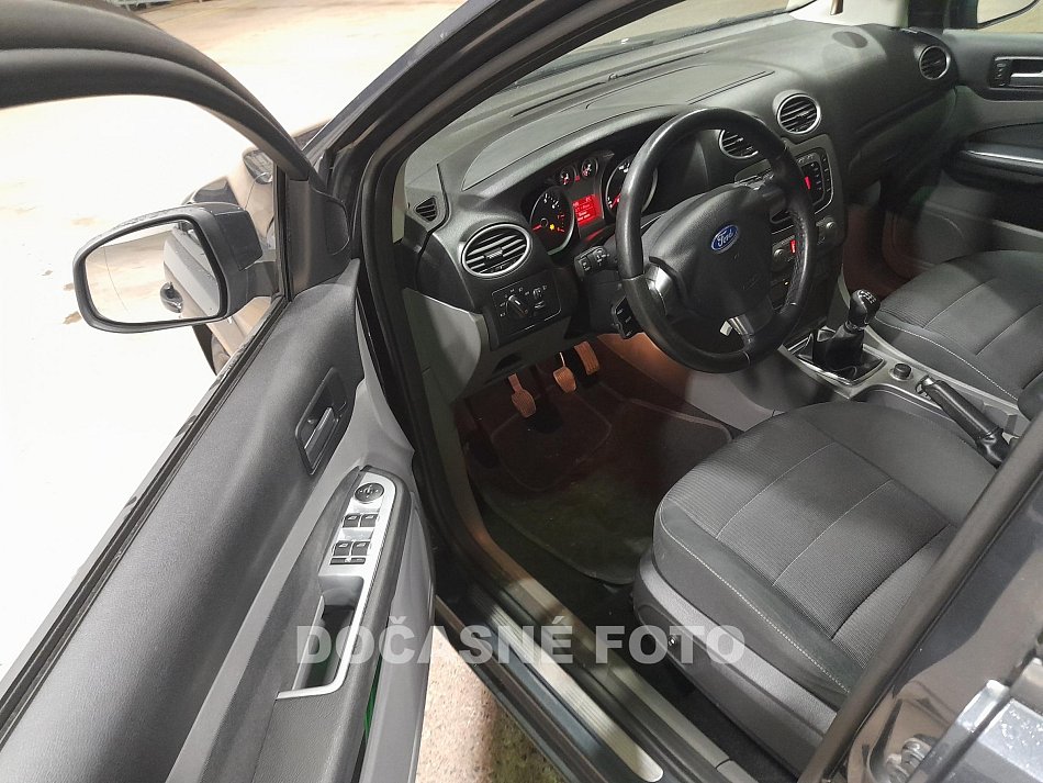Ford Focus 1.6i 