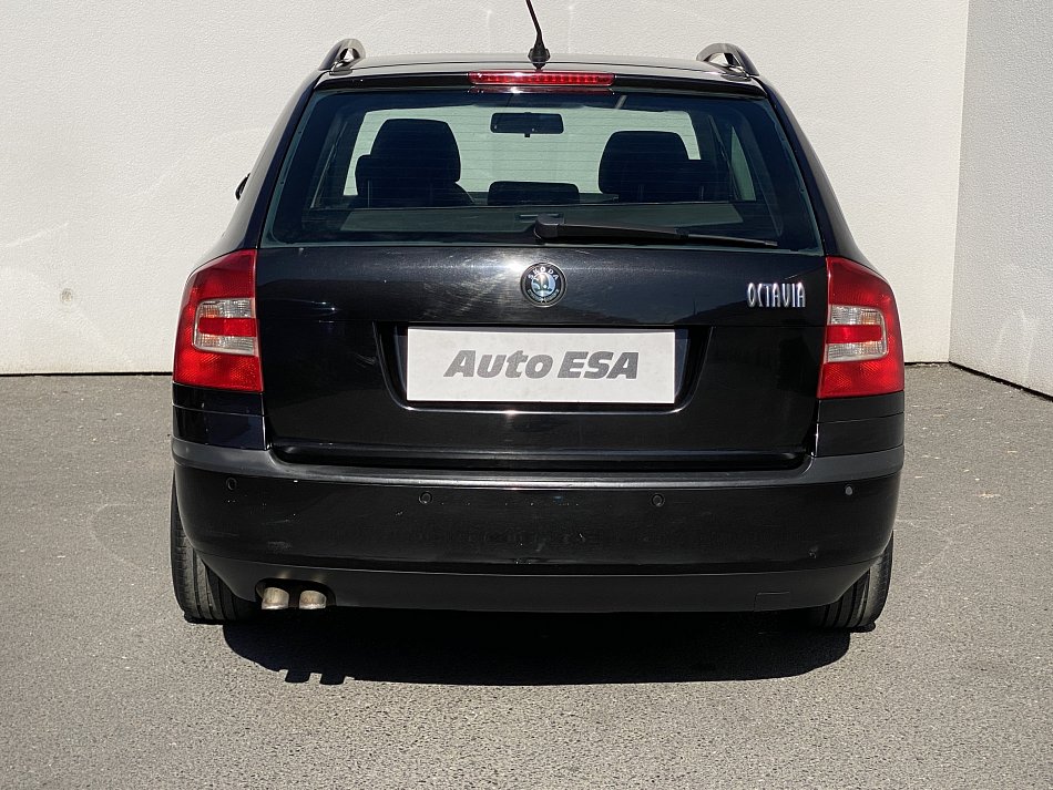 Škoda Octavia II 2.0 TDi Ambition