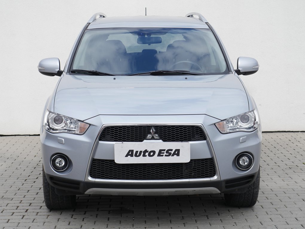 Mitsubishi Outlander 2.2 DI-D Intense 4WD