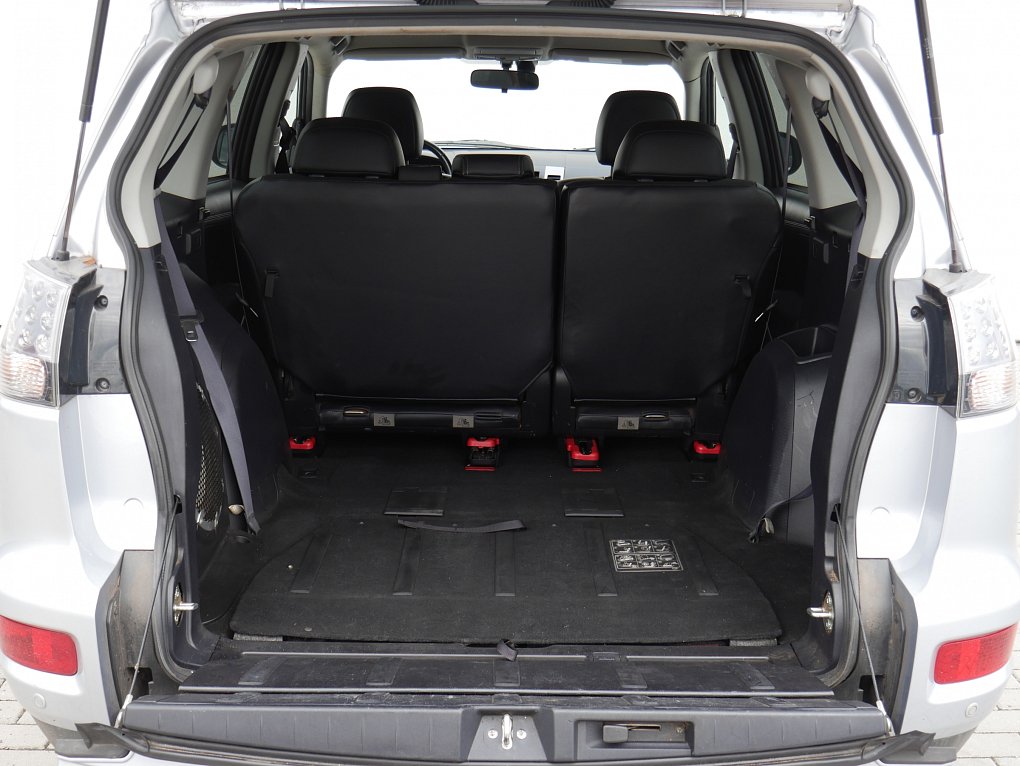 Mitsubishi Outlander 2.2 DI-D Intense 4WD