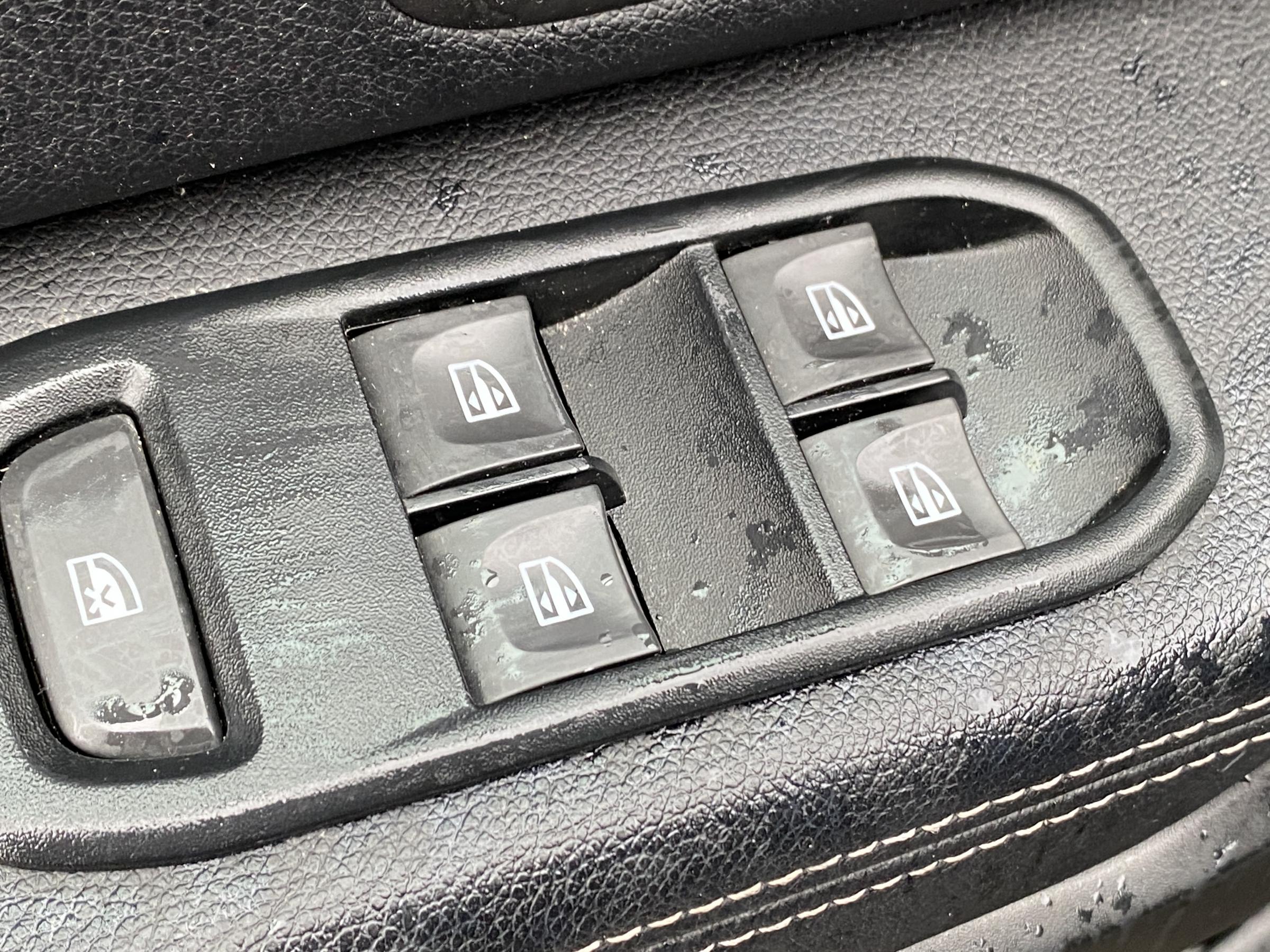 Dacia Duster, 2019 - pohled č. 12