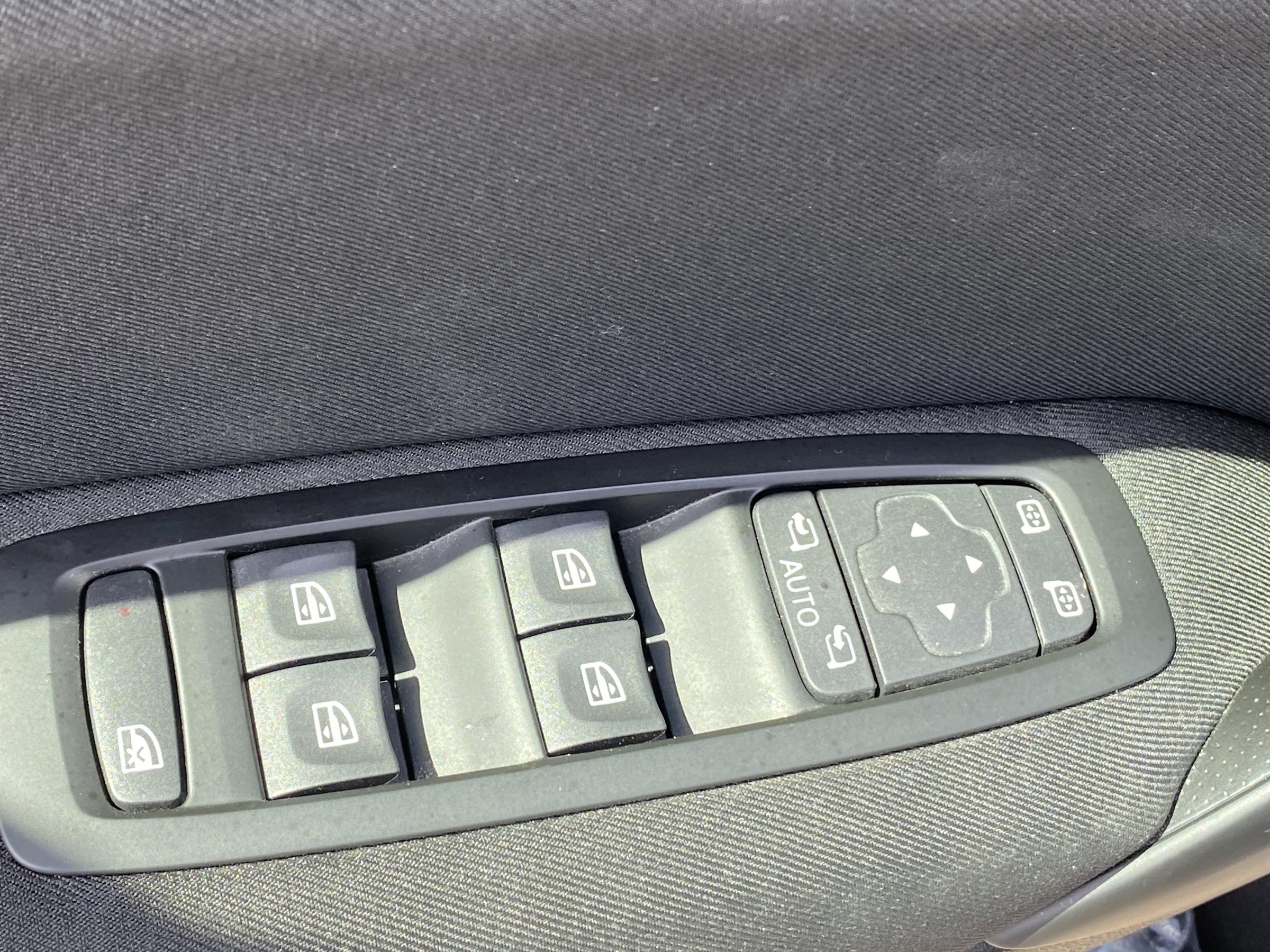 Renault Mégane, 2020 - pohled č. 12