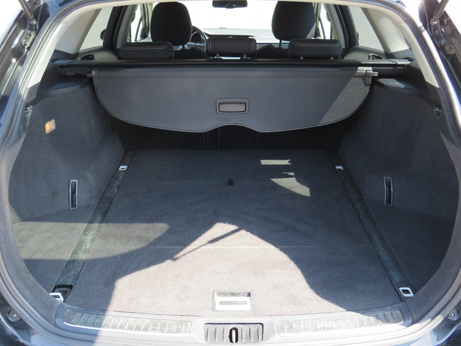 Toyota Avensis 1.8 VVT-i Active