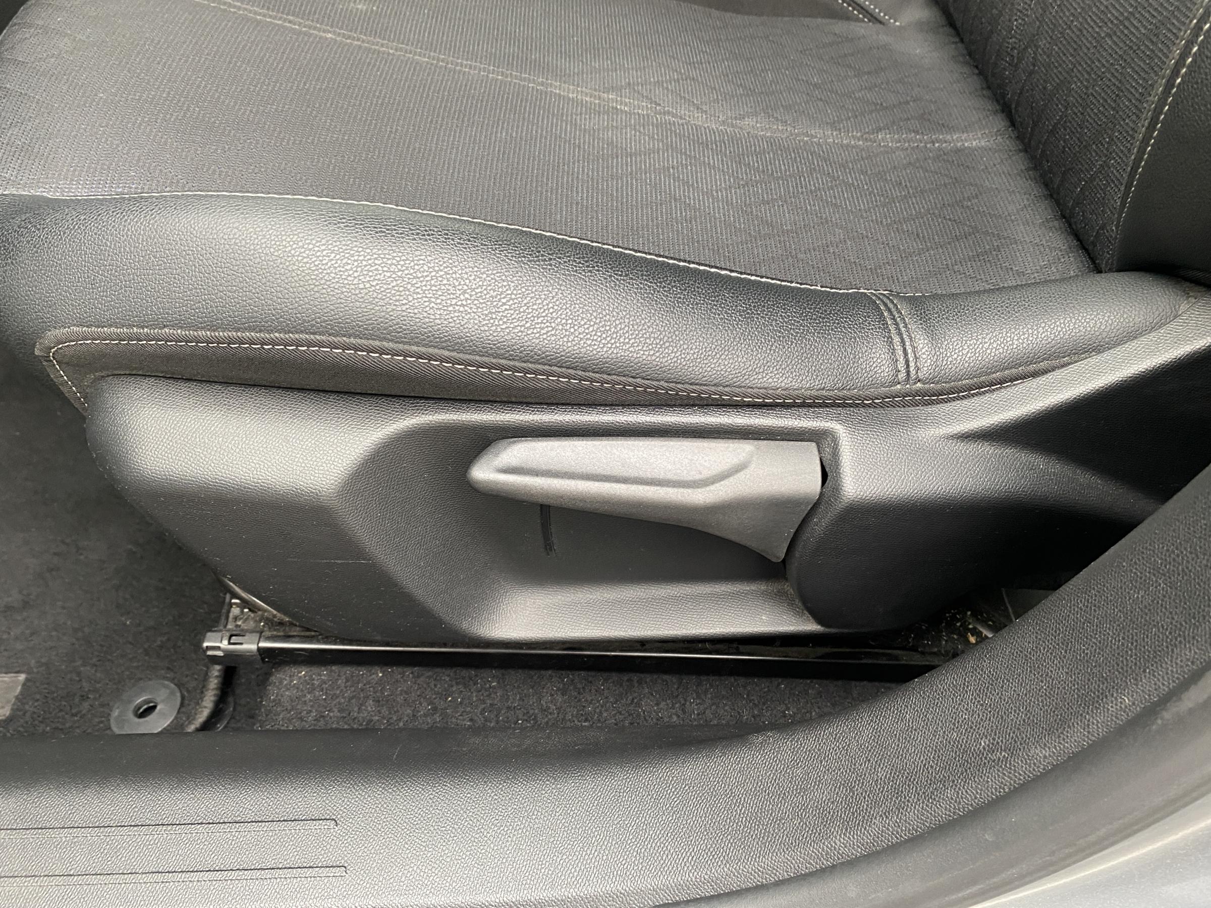 Opel Corsa, 2020 - pohled č. 14