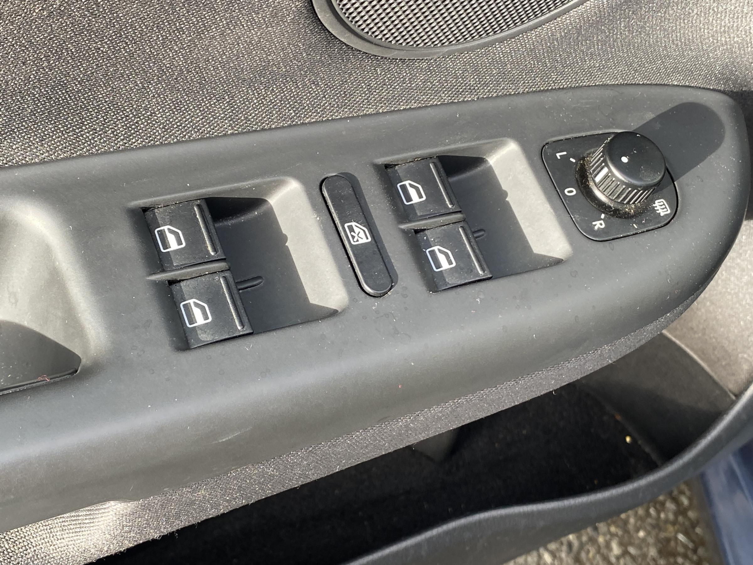 Volkswagen Golf Plus, 2011 - pohled č. 11