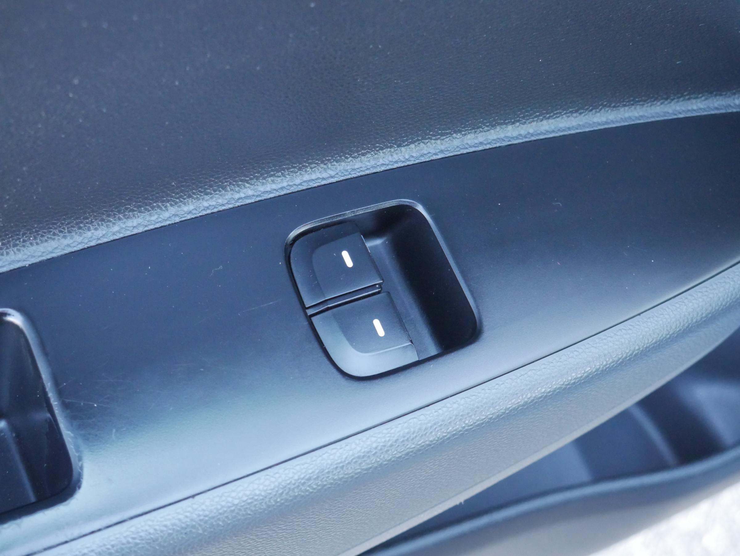 Hyundai i10, 2016 - pohled č. 16