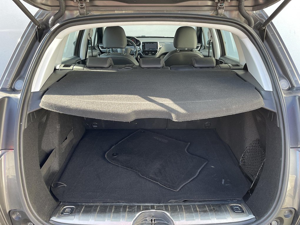 Peugeot 2008 1.2PT Allure