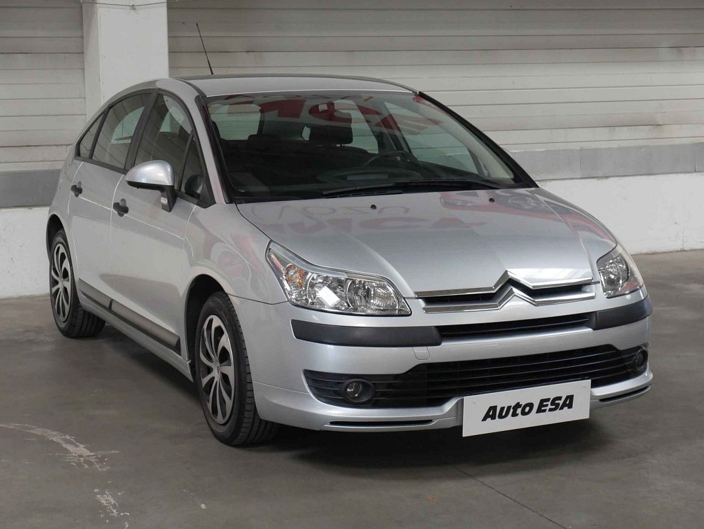 Citroën C4 1.4i 
