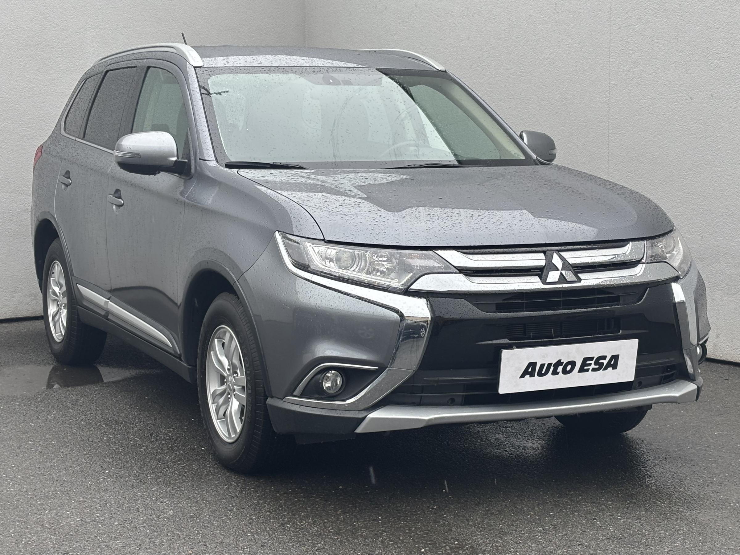 Mitsubishi Outlander, 2016 - celkový pohled