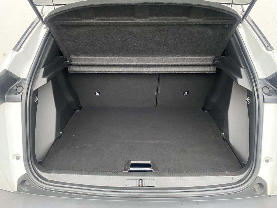 Peugeot 2008 1.2PT Allure