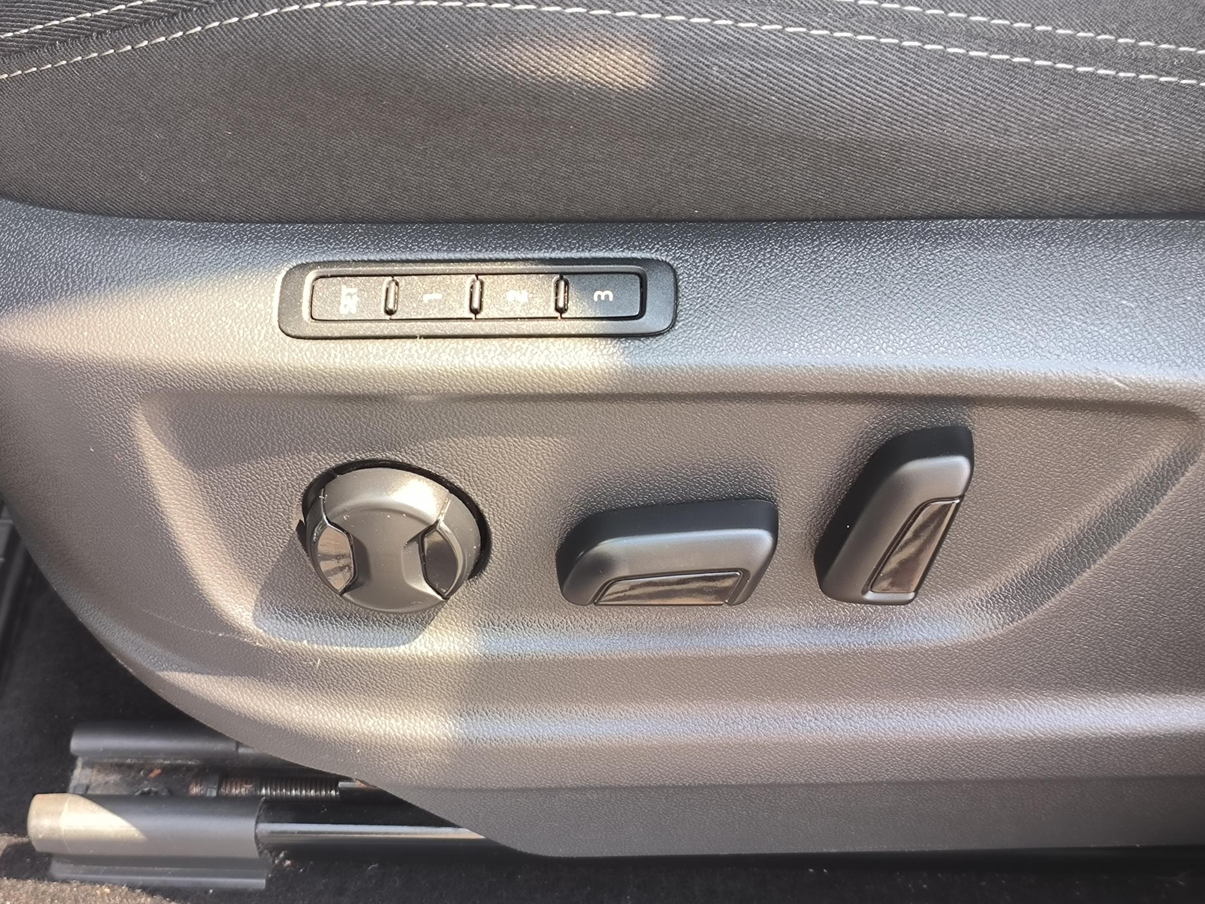 Škoda Kodiaq, 2020 - pohled č. 12