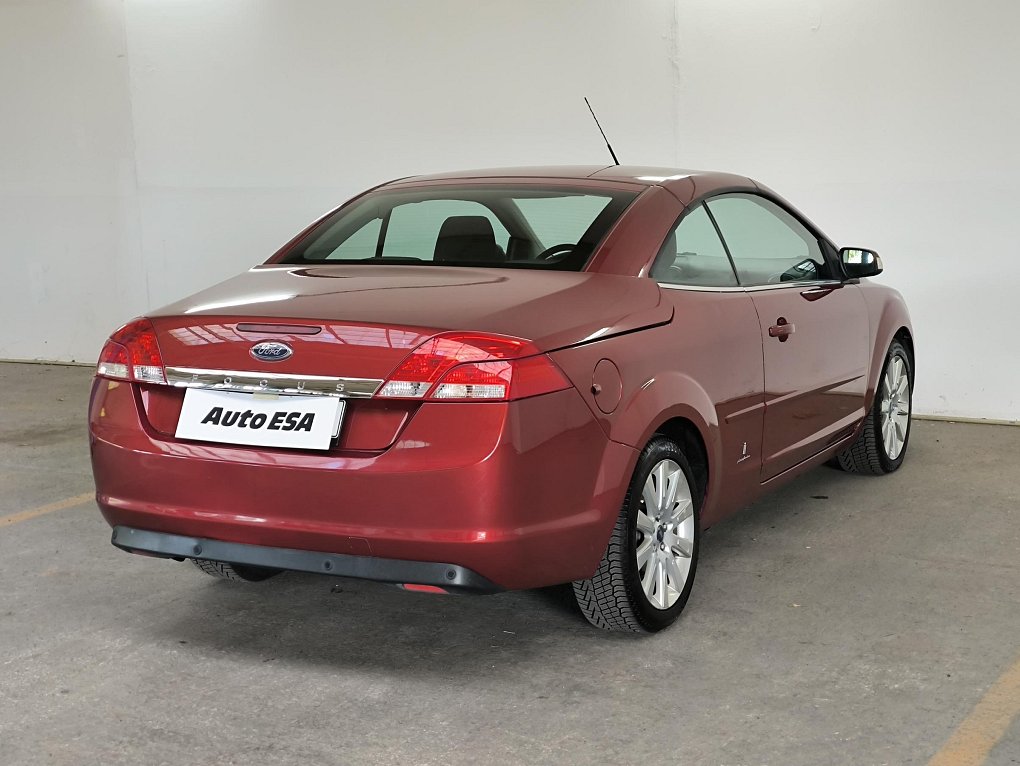Ford Focus 2.0i 