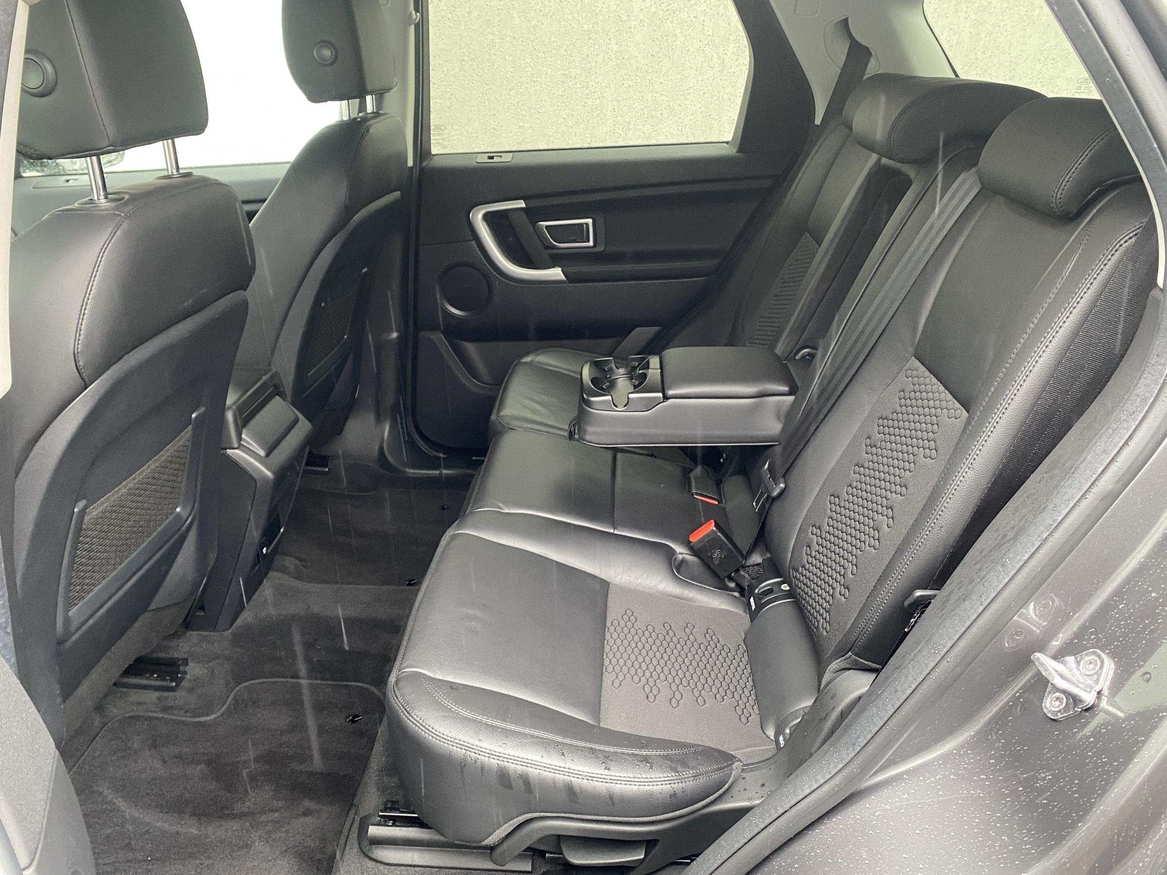 Land Rover Discovery Sport, 2018 - pohled č. 10