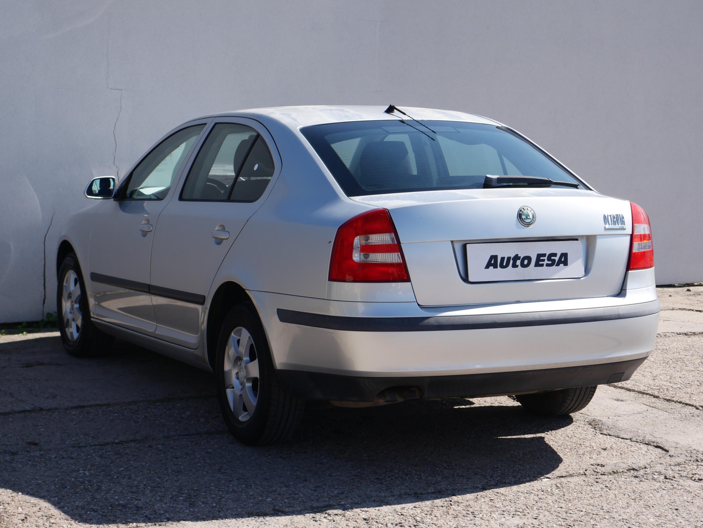 Škoda Octavia II, 2005 - pohled č. 4
