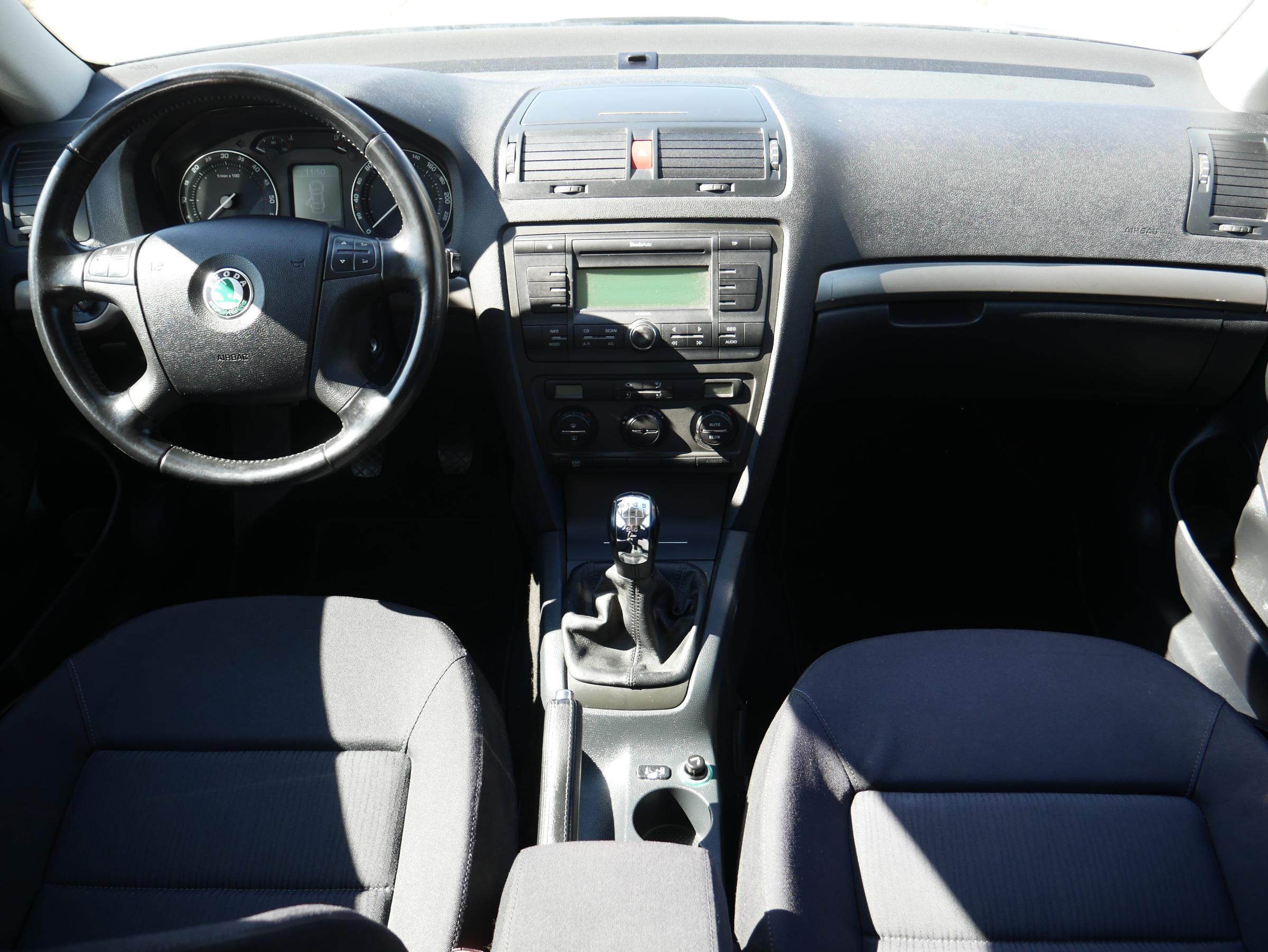 Škoda Octavia II, 2005 - pohled č. 8