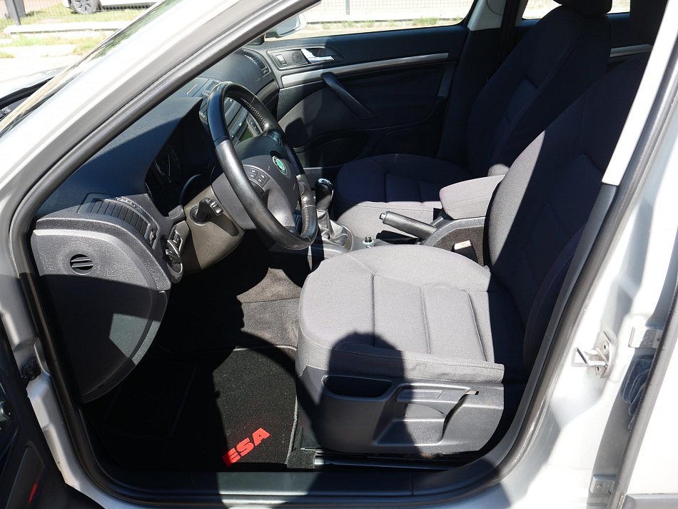 Škoda Octavia II 1.9 TDi Elegance