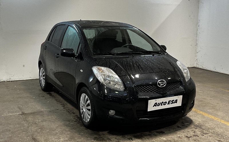 Daihatsu Charade 1.3 VVT-i 