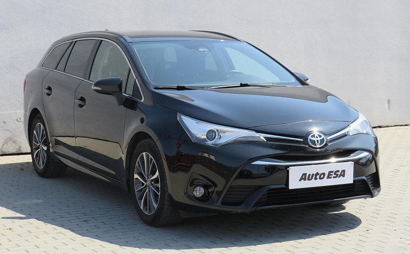 Toyota Avensis 1.8 VVT-i Active