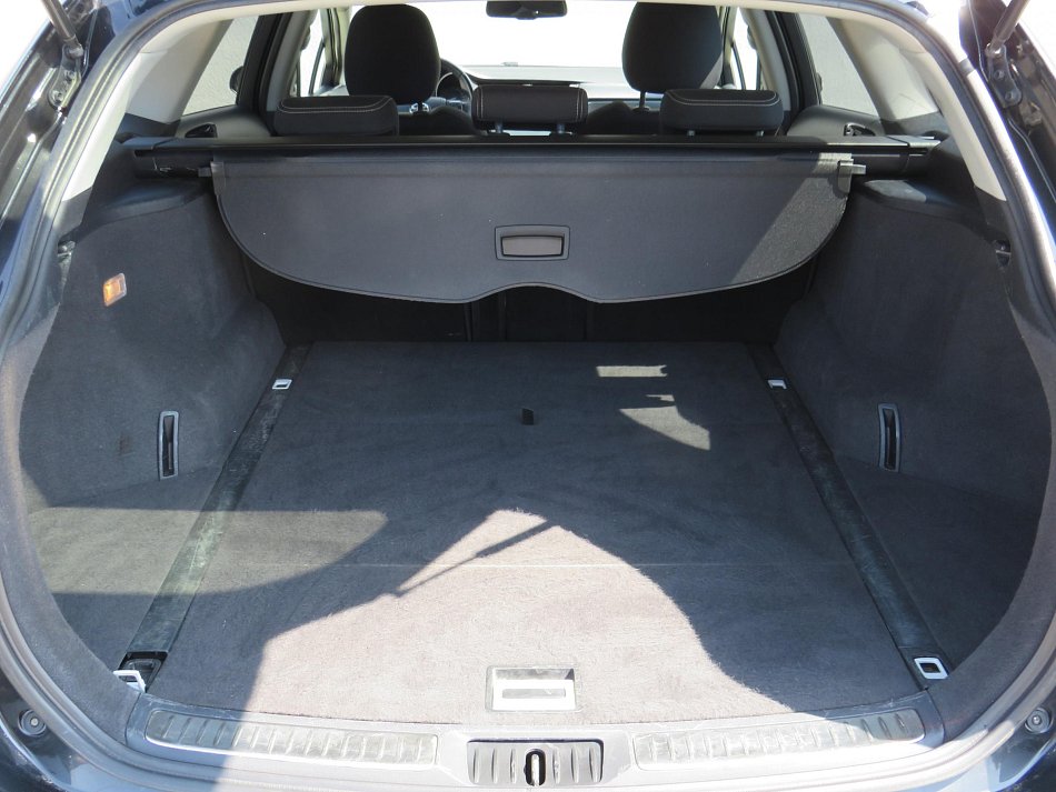 Toyota Avensis 1.8 VVT-i Active