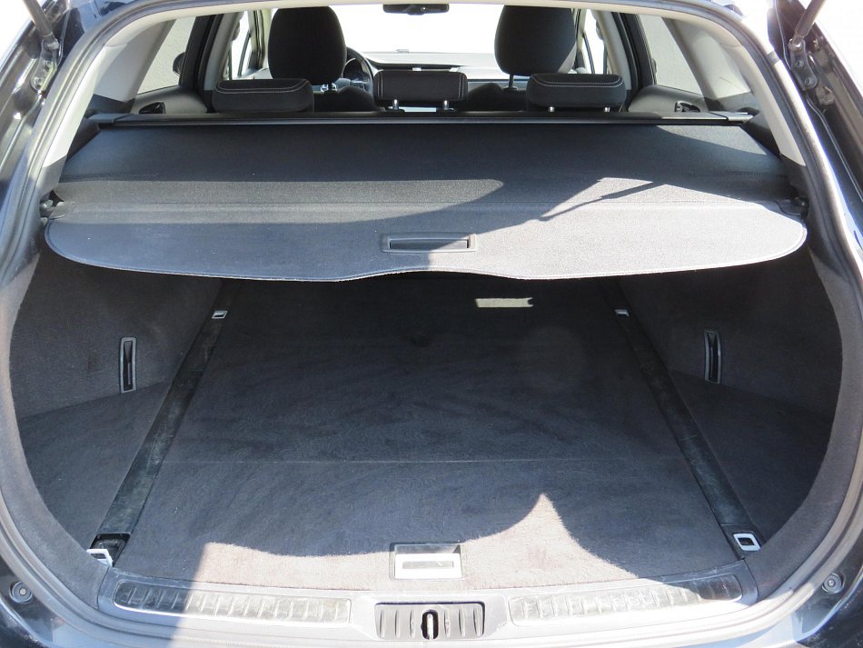 Toyota Avensis 1.8 VVT-i Active