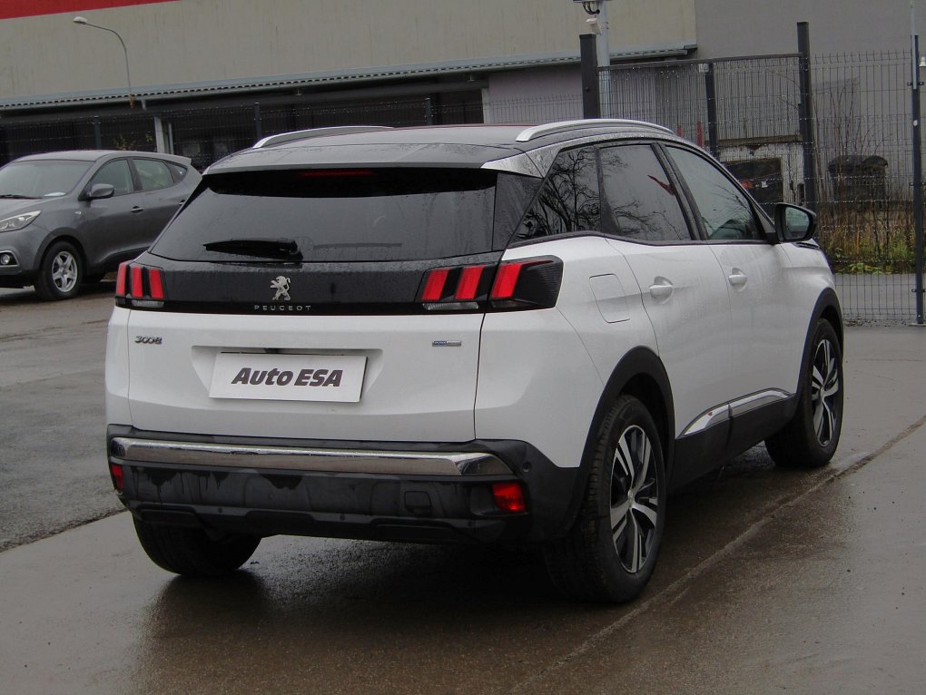 Peugeot 3008 1.2PT Allure