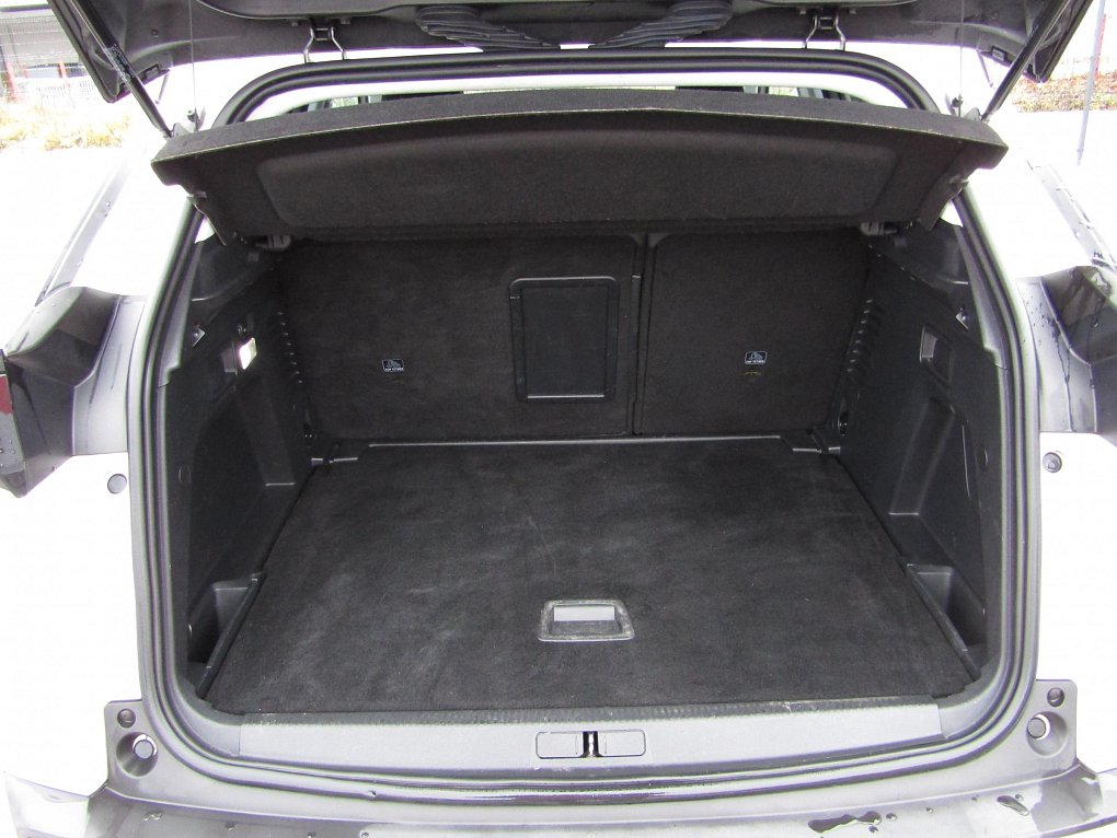 Peugeot 3008 1.2PT Allure