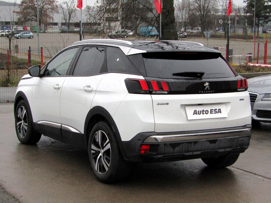Peugeot 3008 1.2PT Allure