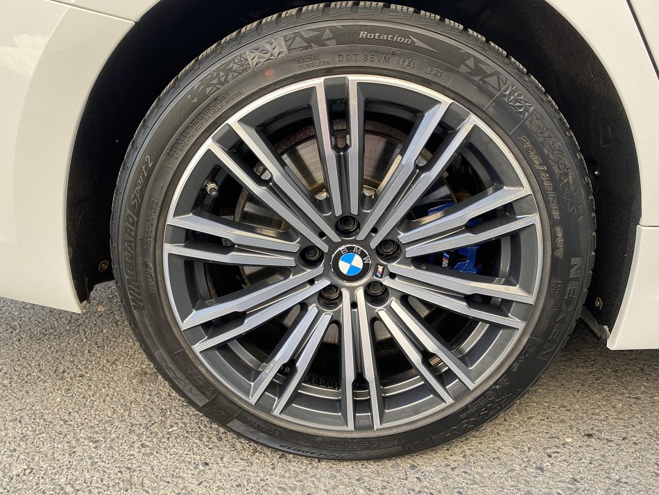 BMW Řada 3 2.0i  330E