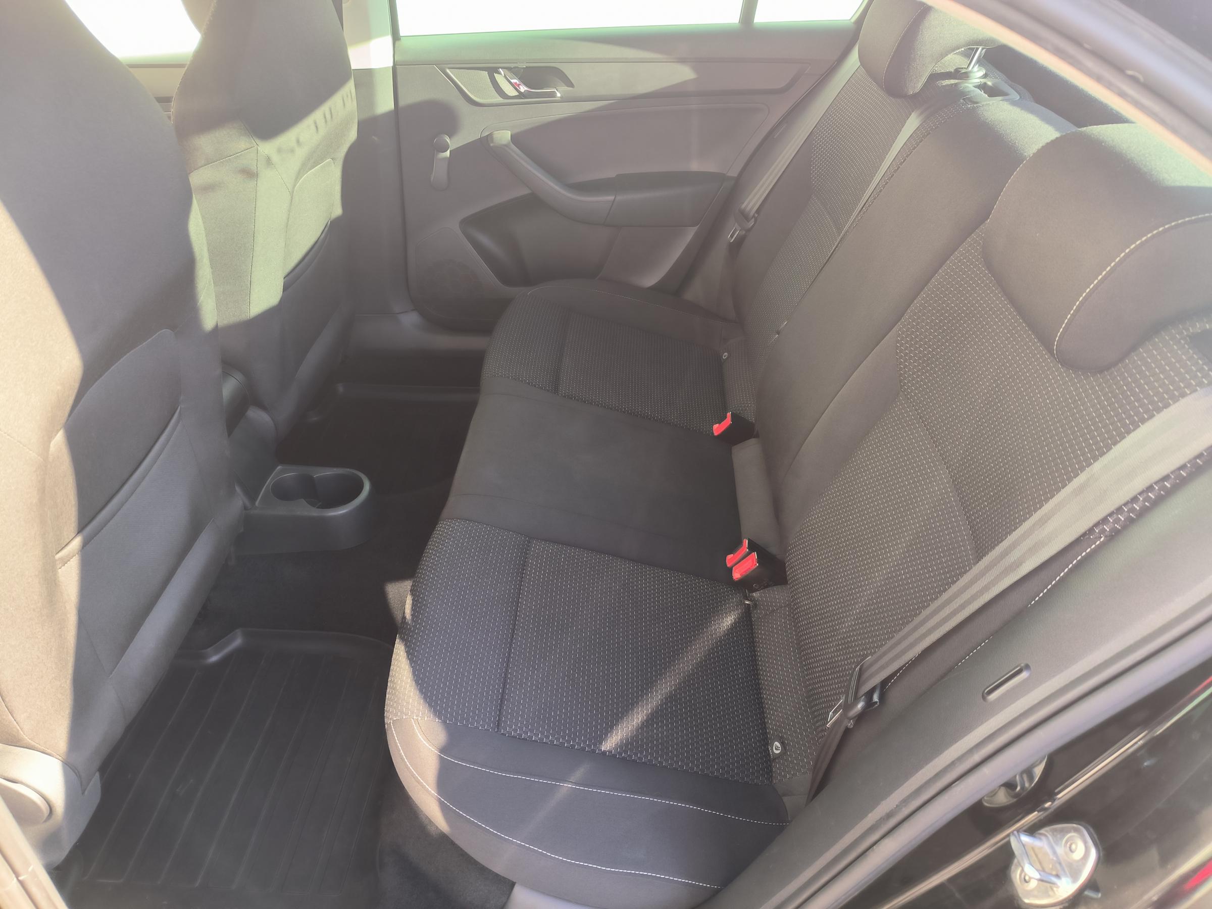 Škoda Rapid, 2013 - pohled č. 10