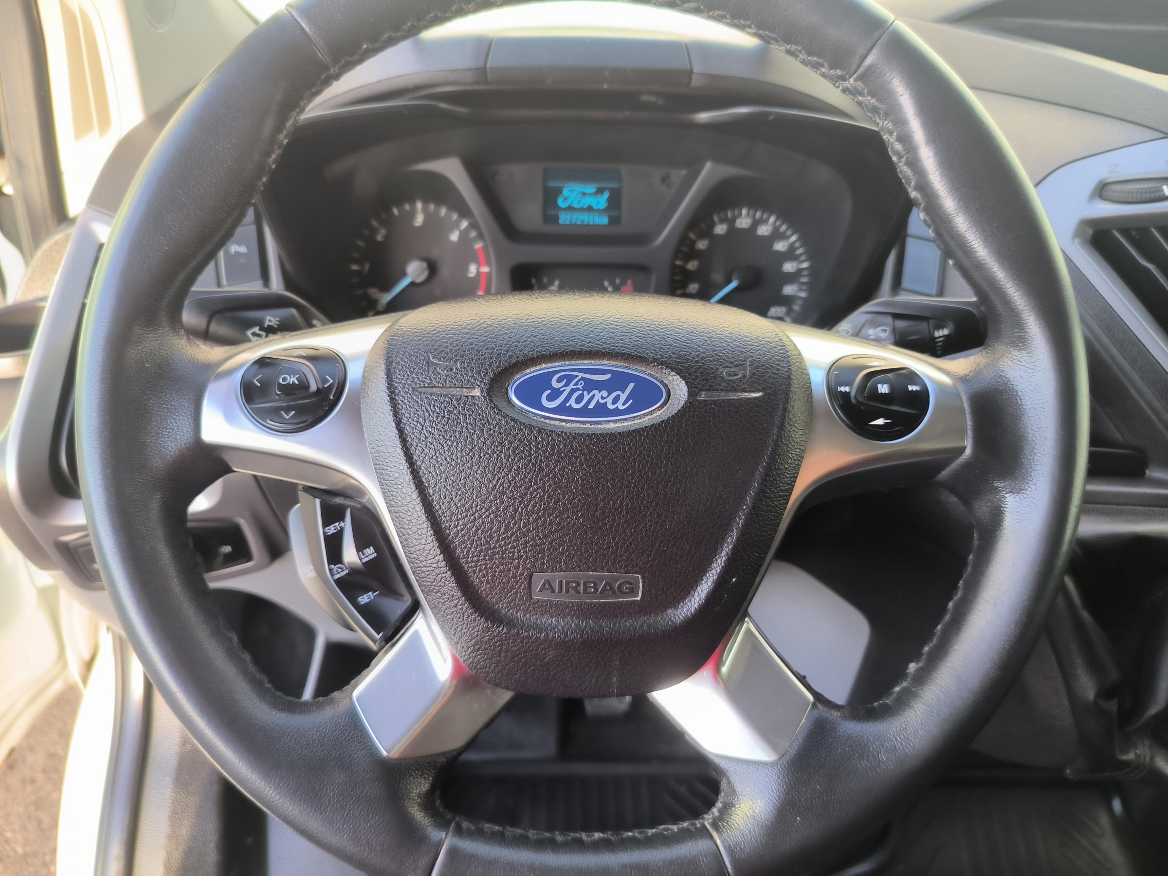 Ford Transit Custom, 2016 - pohled č. 15