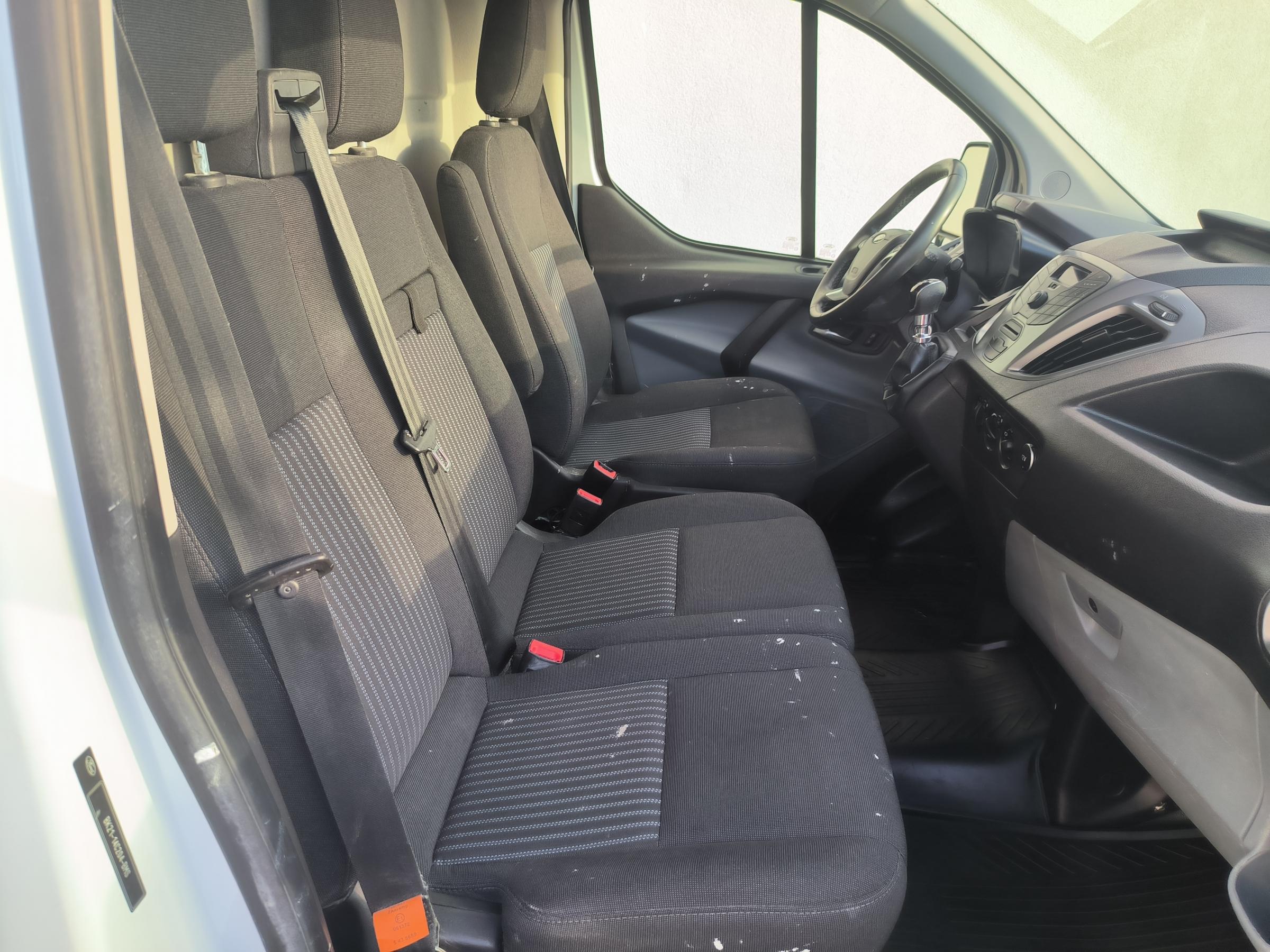 Ford Transit Custom, 2016 - pohled č. 18