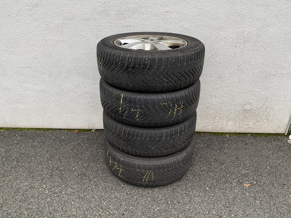 Volkswagen Passat 2.0 TDi Business