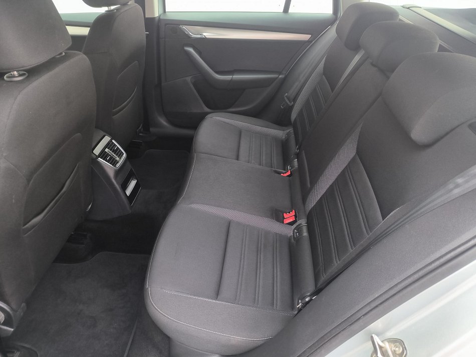 Škoda Octavia III 1.5 TSi Ambition