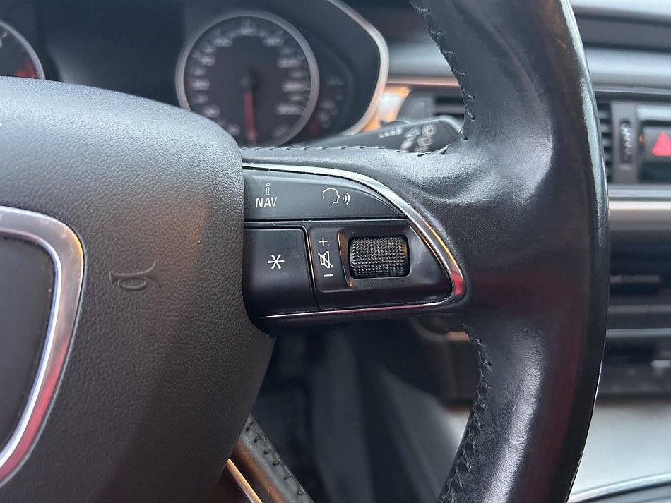 Audi A6 2.0 TDi S-line