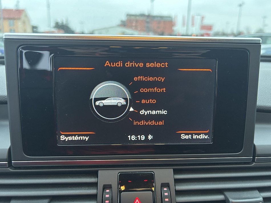 Audi A6 2.0 TDi S-line