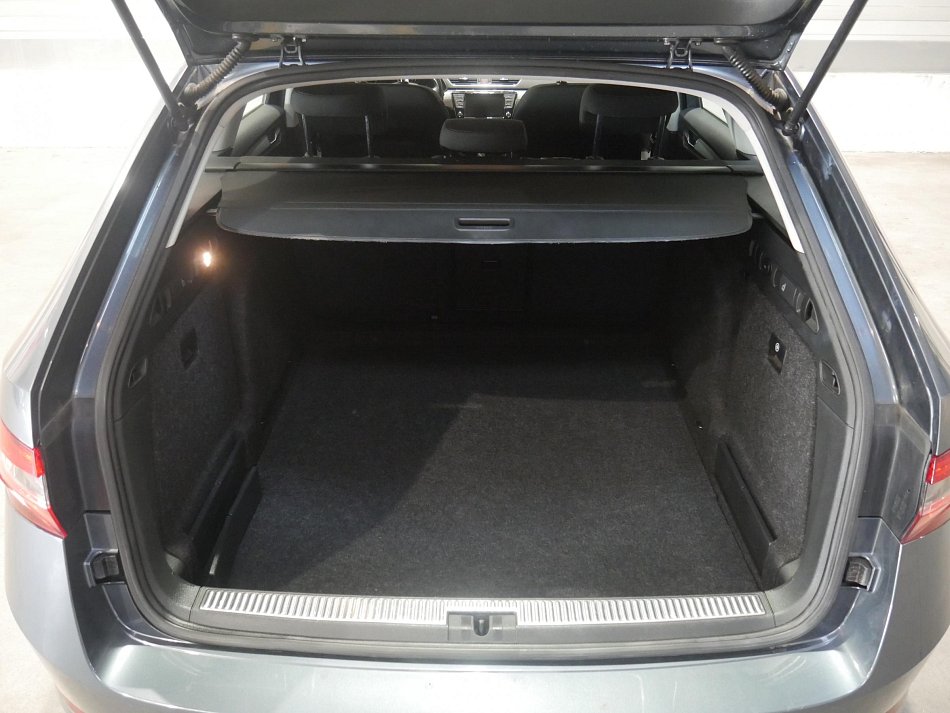 Škoda Superb III 1.6 TDi 