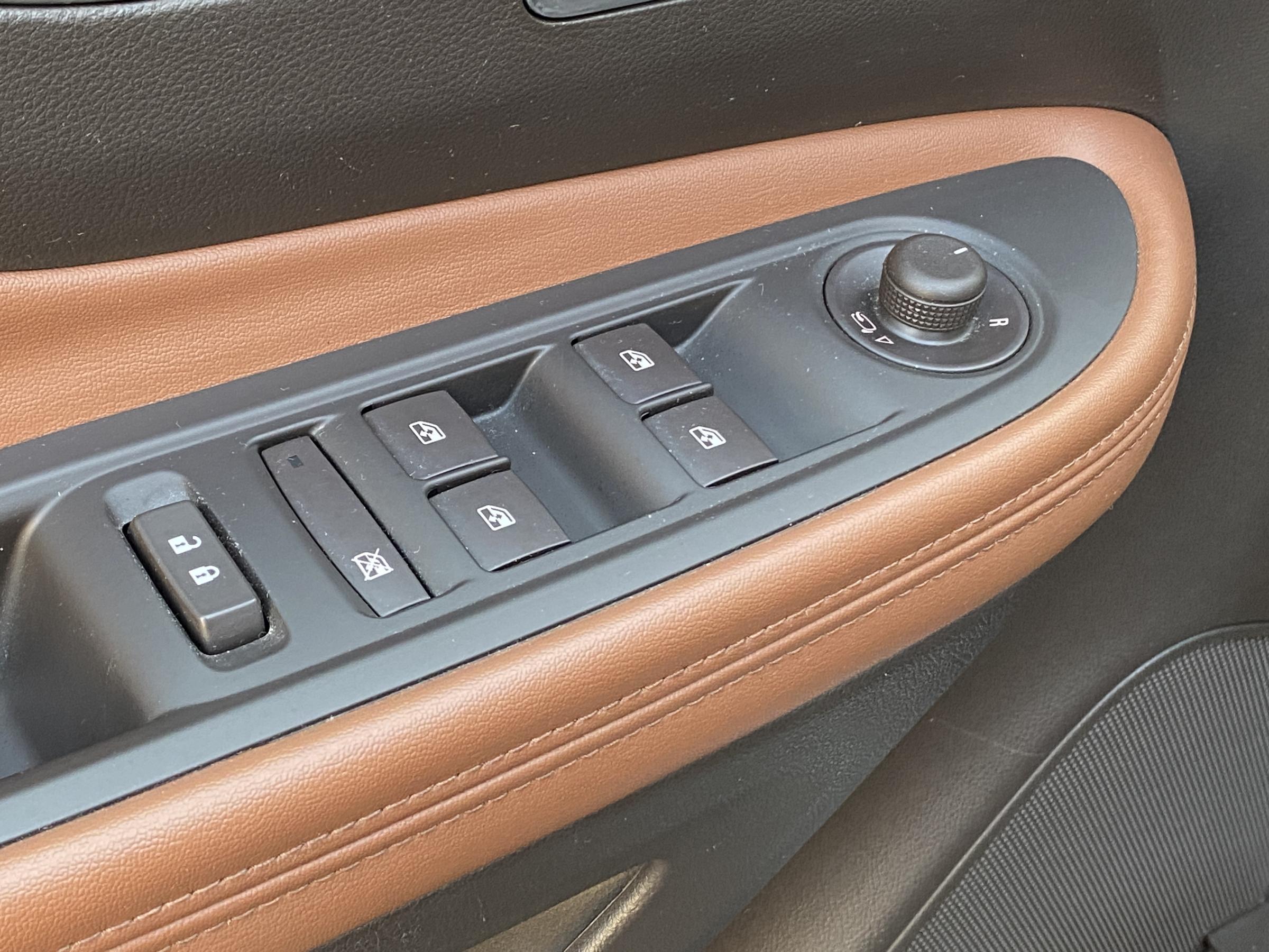 Opel Mokka, 2013 - pohled č. 11