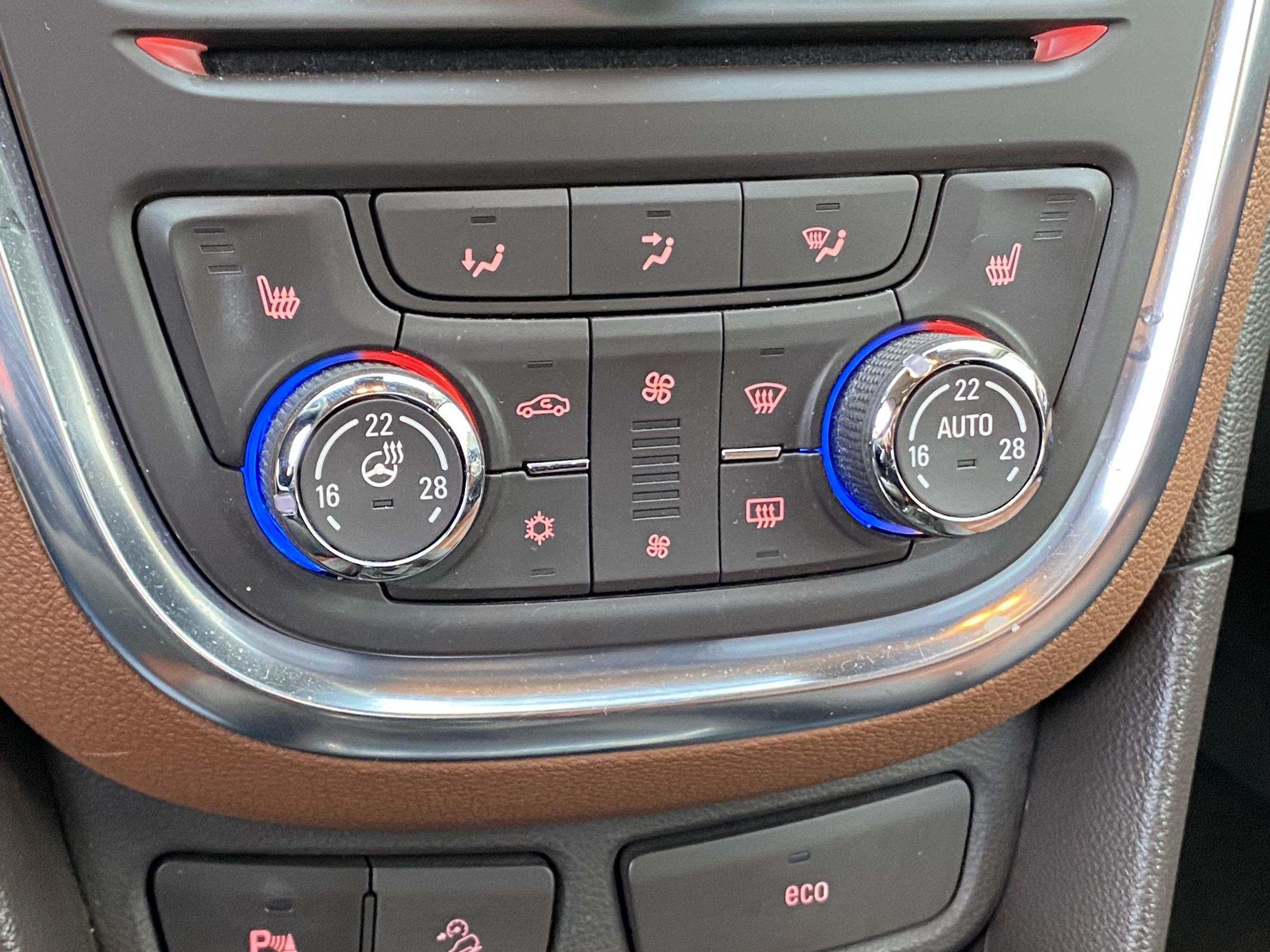 Opel Mokka, 2013 - pohled č. 14