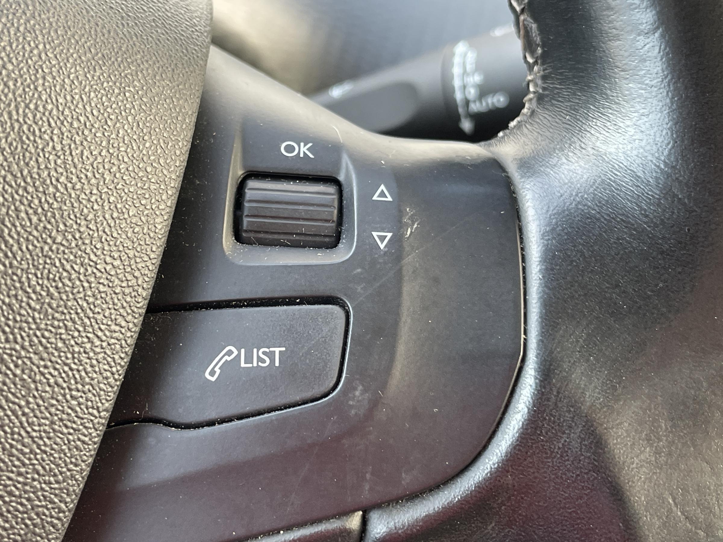 Peugeot 2008, 2019 - pohled č. 16