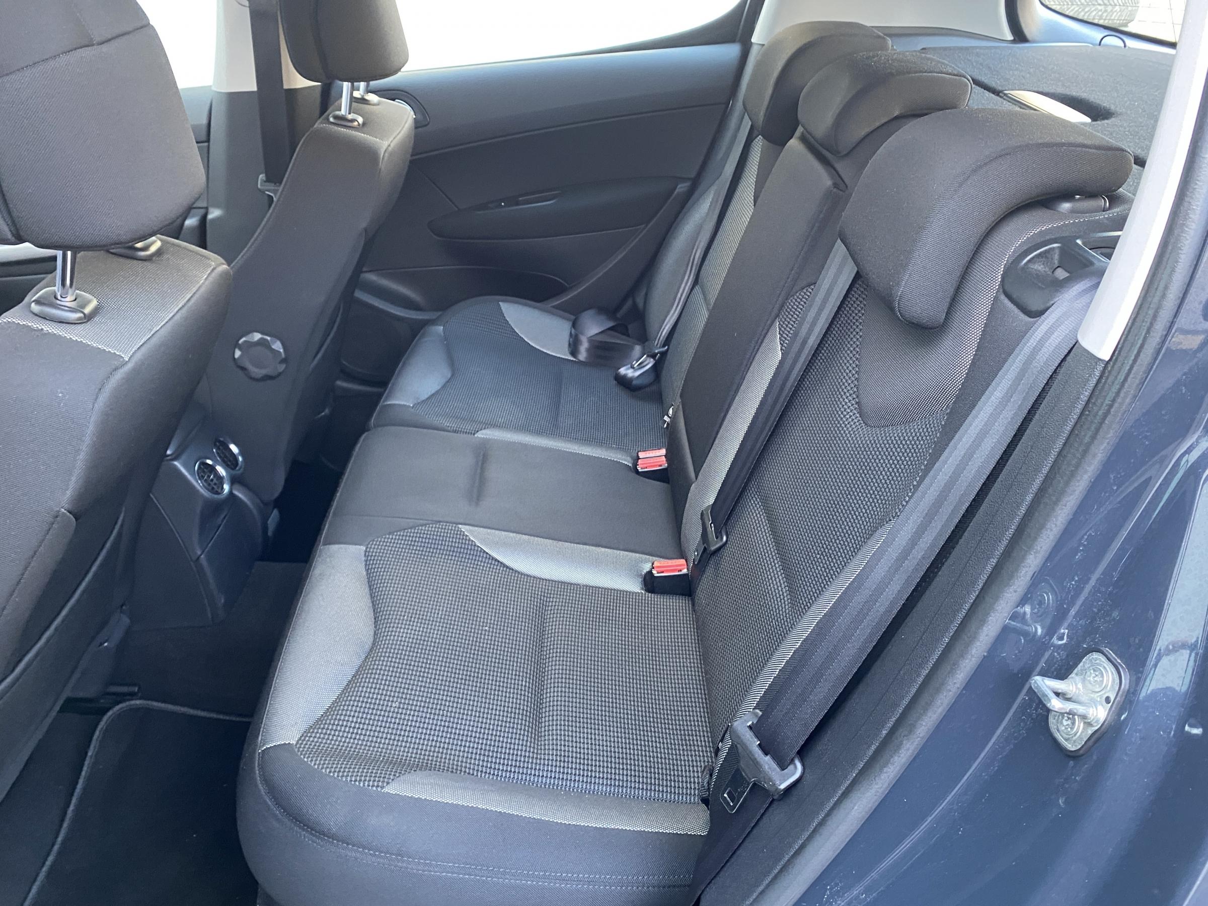 Peugeot 308, 2008 - pohled č. 10