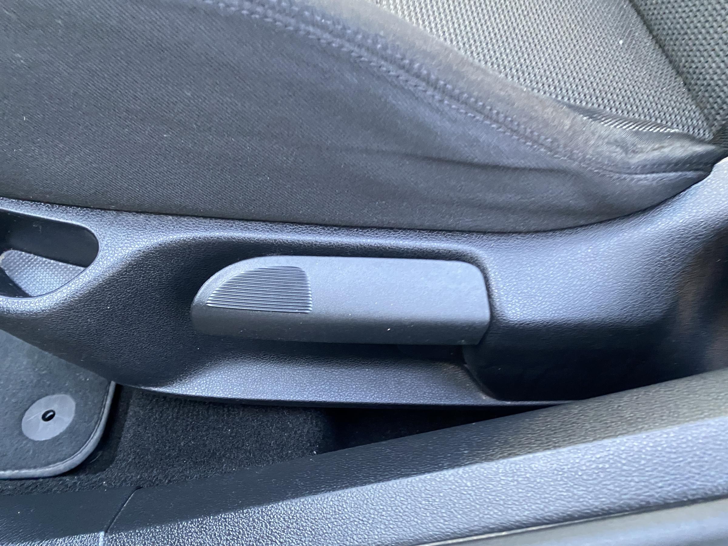 Peugeot 308, 2008 - pohled č. 14